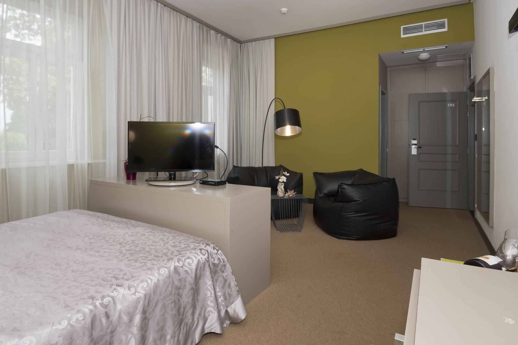 Amfiteatar Hotel