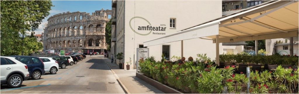 Hotel Amfiteatar 3*