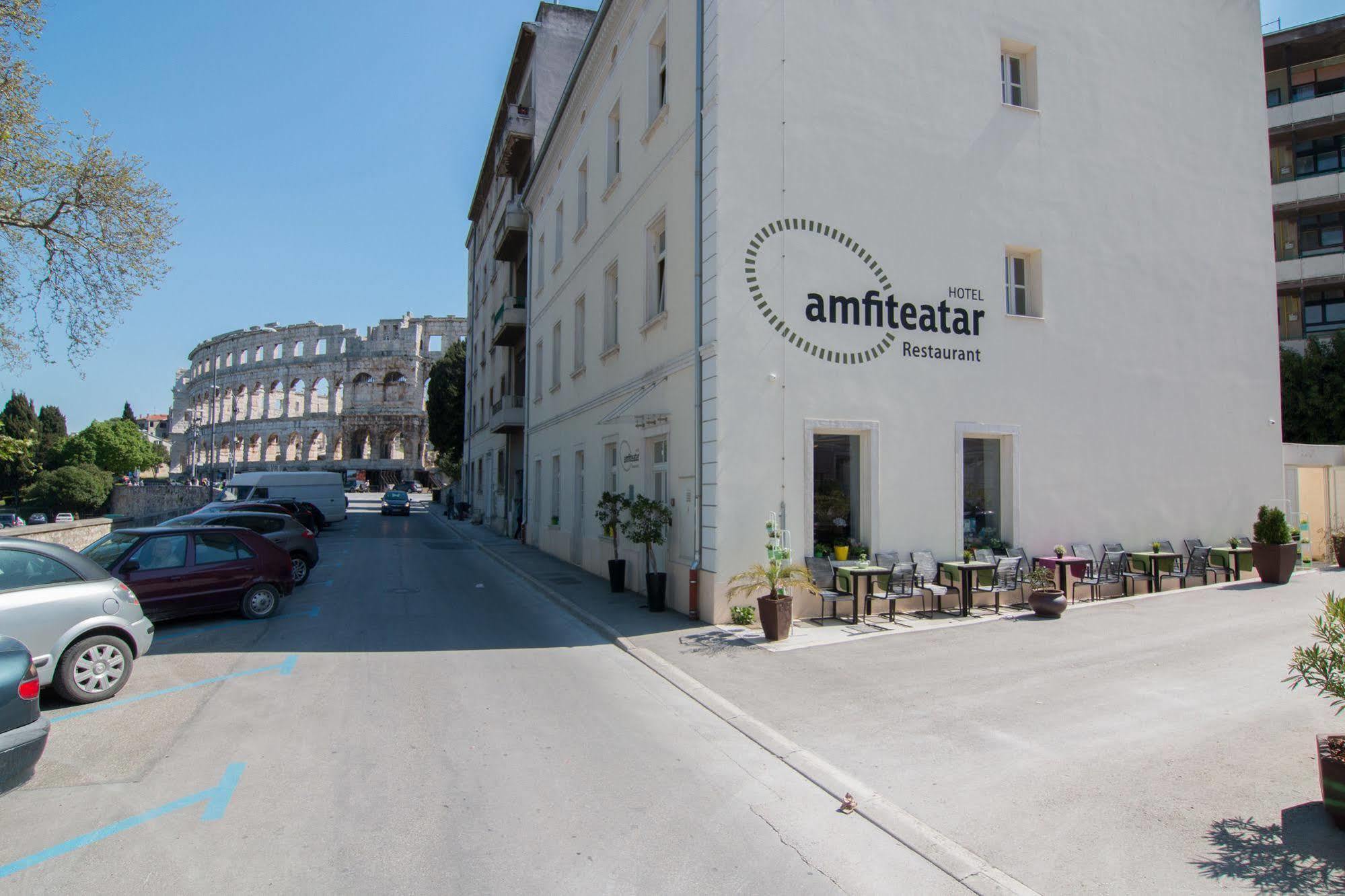 Amfiteatar Pula